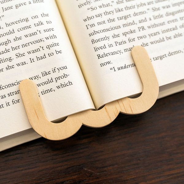 Дървен държач за страница на книга