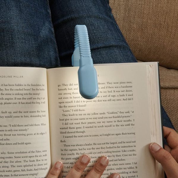 Лампа за четене с USB вход за презареждане - синя